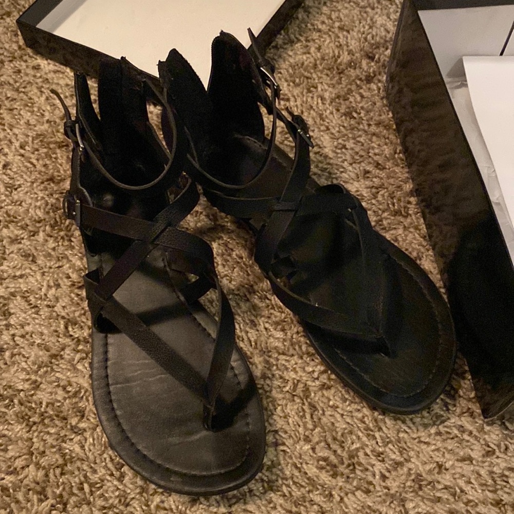 Guess Sandals